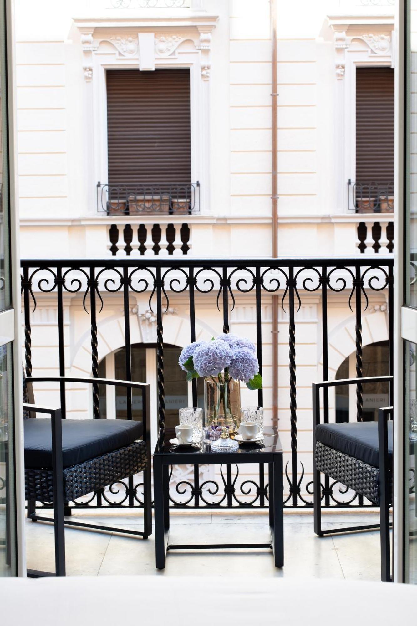 Belli Boutique Guest House Rome Exterior photo